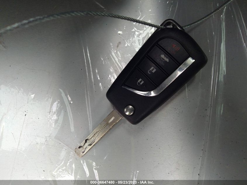 2020 TOYOTA COROLLA LE - 5YFEPRAE0LP039679