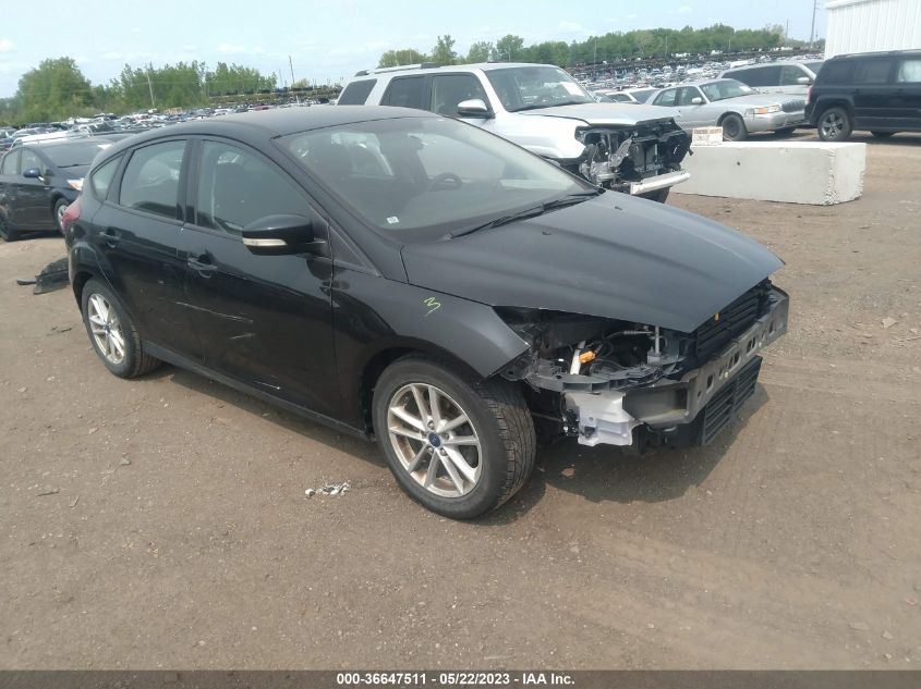 2015 FORD FOCUS SE - 1FADP3K27FL223758