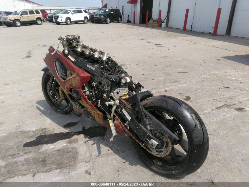 2004 SUZUKI GSX-R1000 JS1GT75A542101586