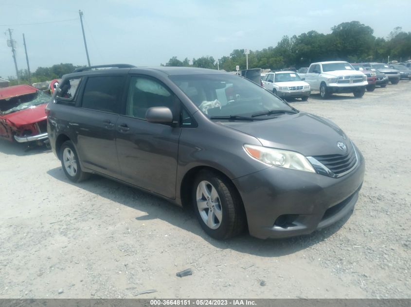 2015 TOYOTA SIENNA LE - 5TDKK3DC8FS649009