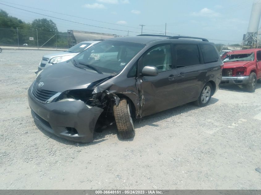 2015 TOYOTA SIENNA LE - 5TDKK3DC8FS649009