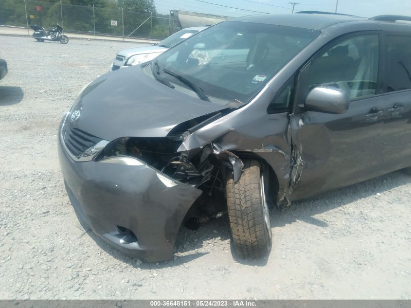 2015 TOYOTA SIENNA LE - 5TDKK3DC8FS649009