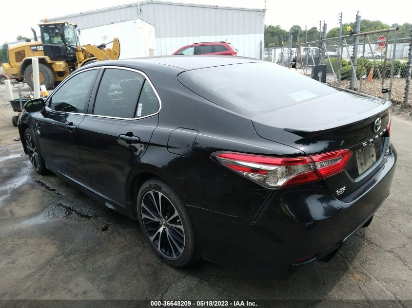 2018 TOYOTA CAMRY LE/SE/XLE/L - 4T1B11HK0JU030879