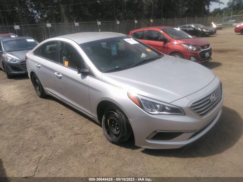 2016 HYUNDAI SONATA 2.4L SE - 5NPE24AF1GH333184