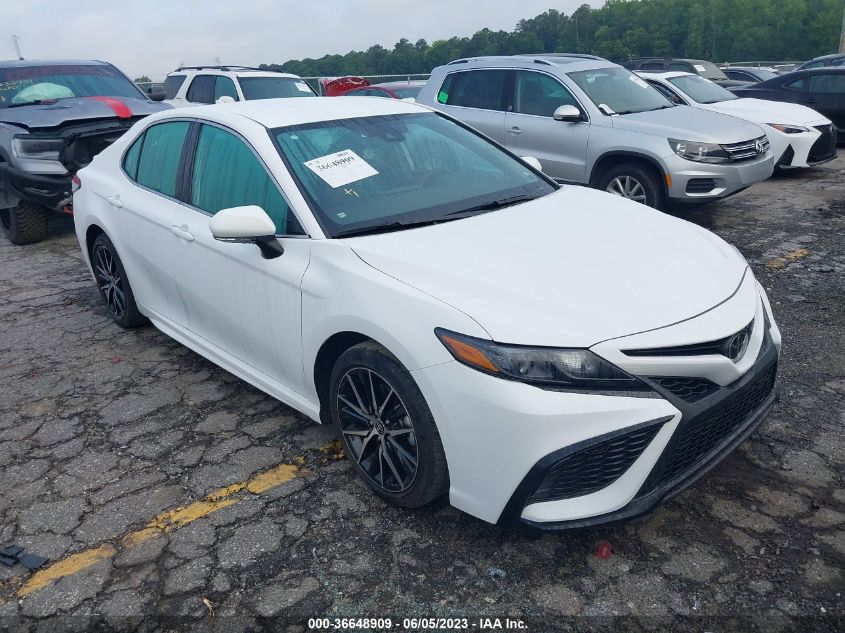2022 TOYOTA CAMRY SE - 4T1G11AK0NU628427