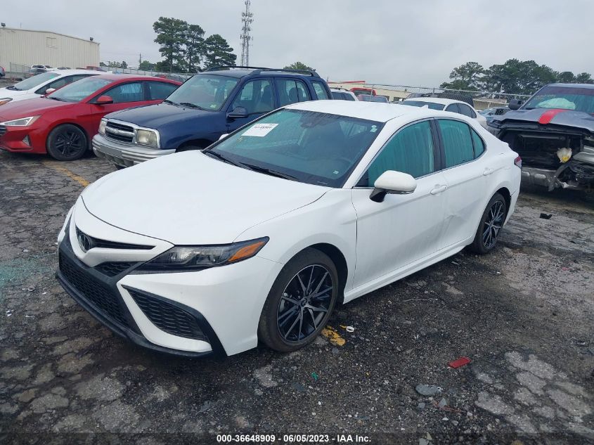 2022 TOYOTA CAMRY SE - 4T1G11AK0NU628427