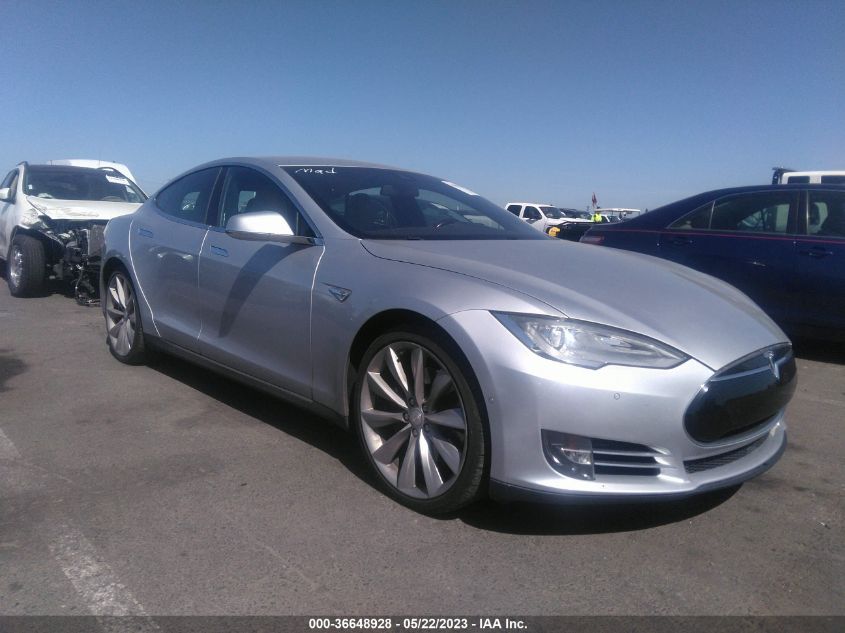 2015 TESLA MODEL S KWH BATTERY - 5YJSA1H15FFP78944