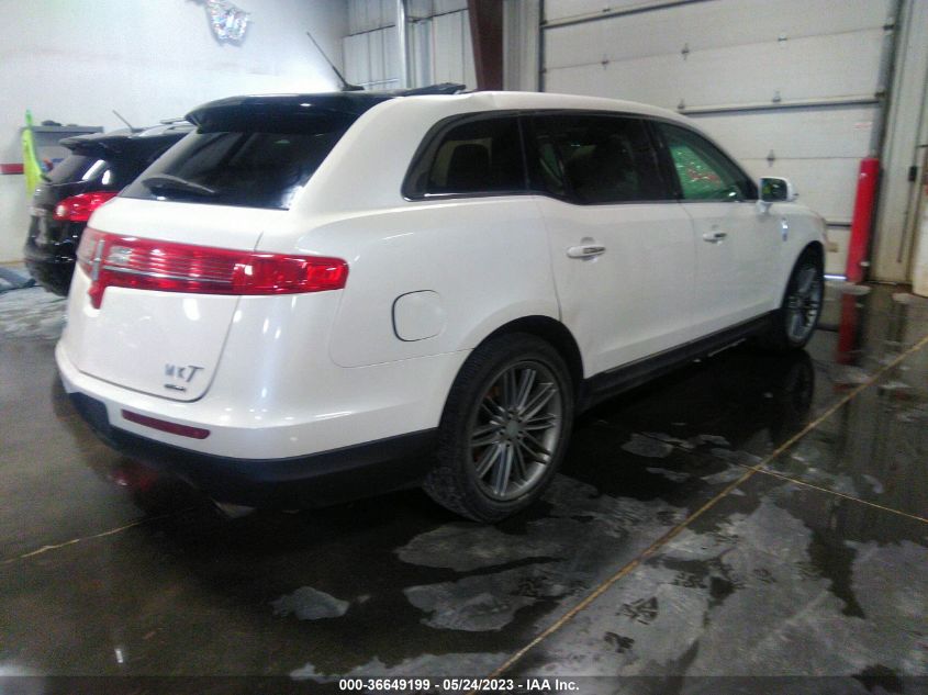 2014 LINCOLN MKT ECOBOOST - 2LMHJ5AT7EBL56439