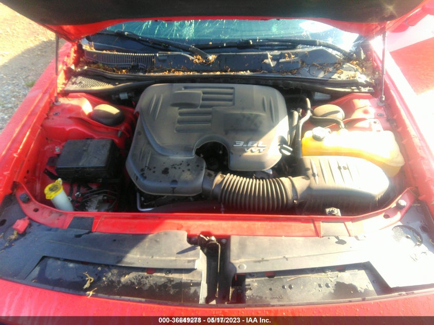 VIN 2C3CDZAG3JH227959 2018 DODGE CHALLENGER SXT