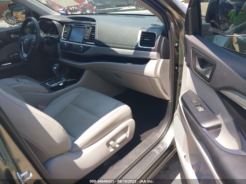2019 TOYOTA HIGHLANDER SE/XLE - 5TDKZRFH8KS333384