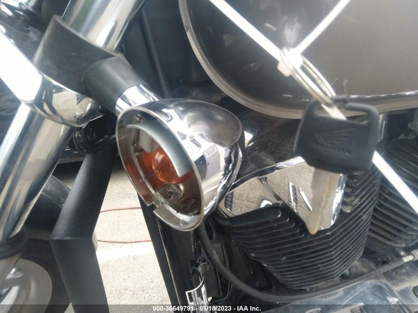 2005 HONDA VTX1300 C 1HFSC55095A103348