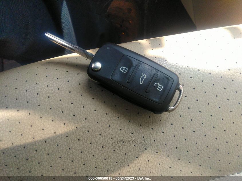 2015 VOLKSWAGEN TIGUAN SE - WVGBV7AX8FW058843
