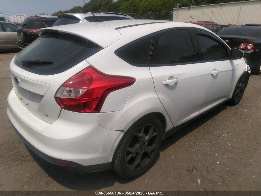 2014 FORD FOCUS SE - 1FADP3K29EL327120