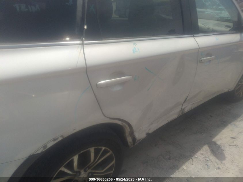 2018 MITSUBISHI OUTLANDER SE/SEL/LE - JA4AD3A36JZ011417