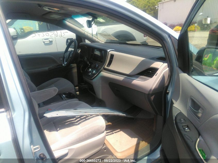 2015 TOYOTA SIENNA LE - 5TDKK3DCXFS558596