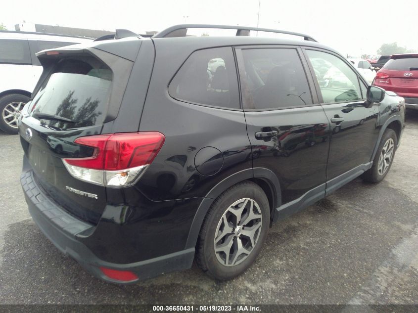 2020 SUBARU FORESTER PREMIUM - JF2SKAJC3LH512313