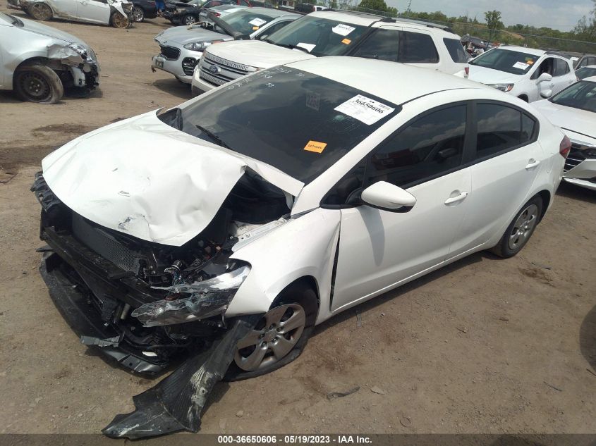 2018 KIA FORTE LX - 3KPFK4A79JE218647