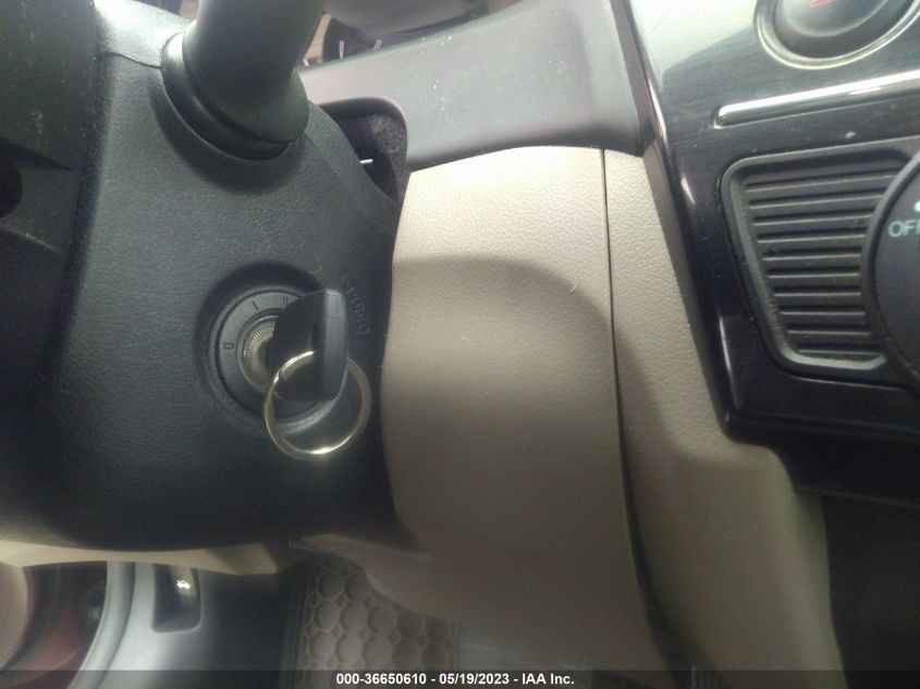 2013 HONDA CIVIC SDN LX - 19XFB2F51DE049918