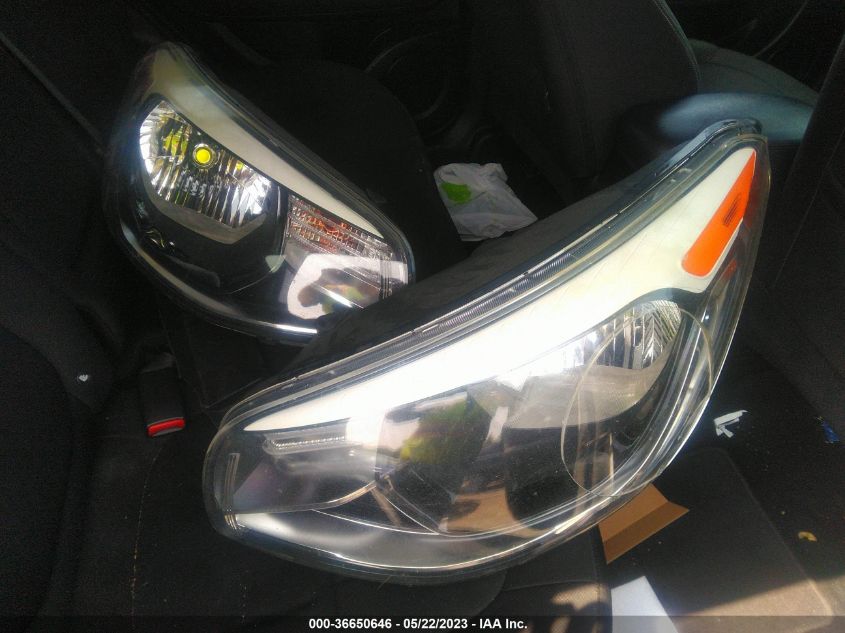 2014 KIA SOUL BASE - KNDJN2A24E7018162