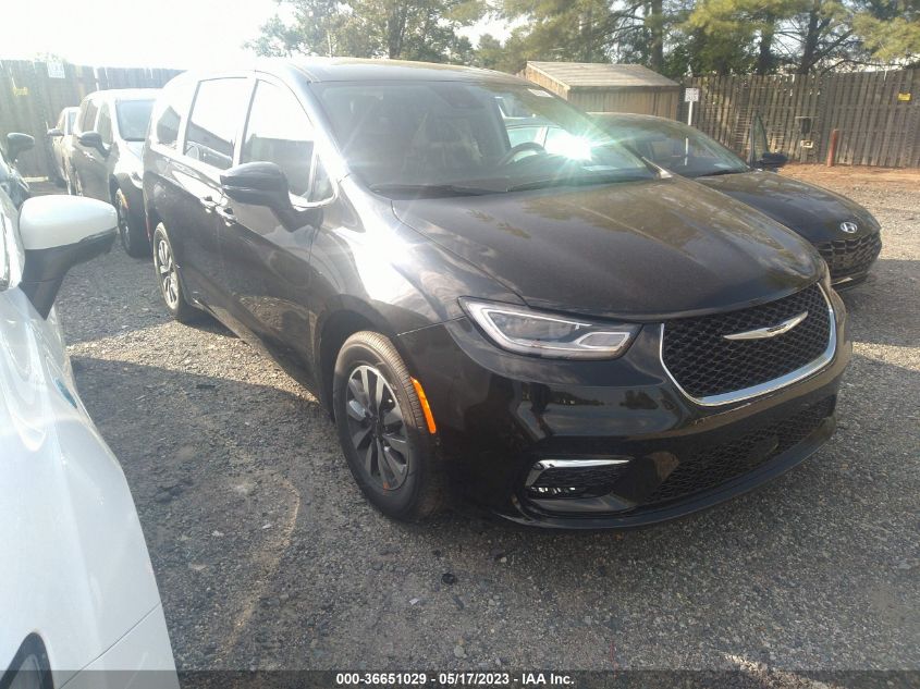2023 CHRYSLER PACIFICA HYBRID TOURING L - 2C4RC1L75PR562618