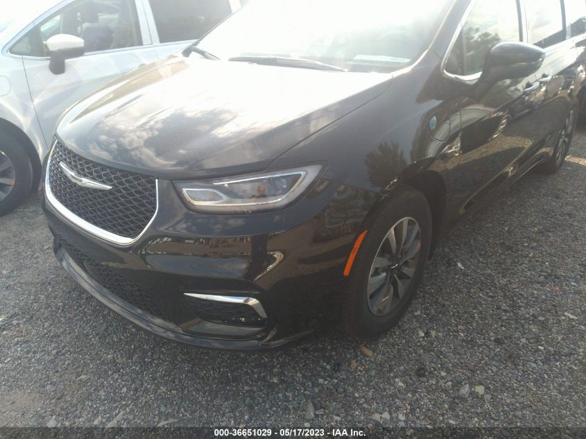 2023 CHRYSLER PACIFICA HYBRID TOURING L - 2C4RC1L75PR562618