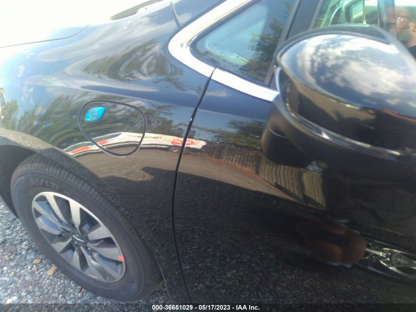 2023 CHRYSLER PACIFICA HYBRID TOURING L - 2C4RC1L75PR562618