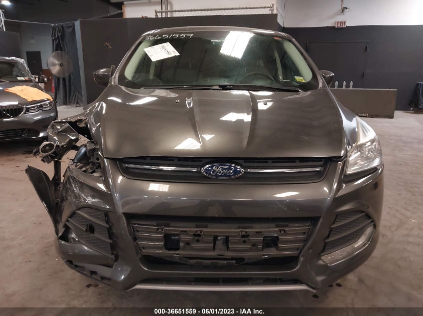 2016 FORD ESCAPE SE - 1FMCU9GX2GUA02212