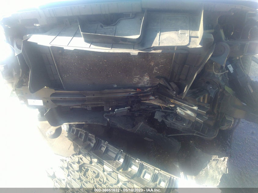 VIN 5NMS23AD8KH047916 2019 HYUNDAI SANTA FE SE