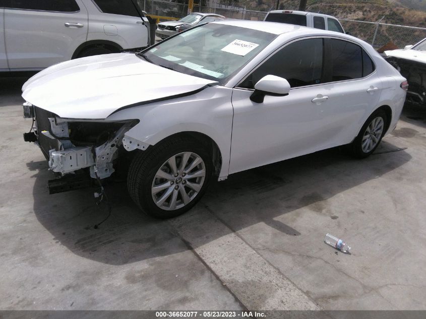2018 TOYOTA CAMRY LE - 4T1B11HK8JU056551
