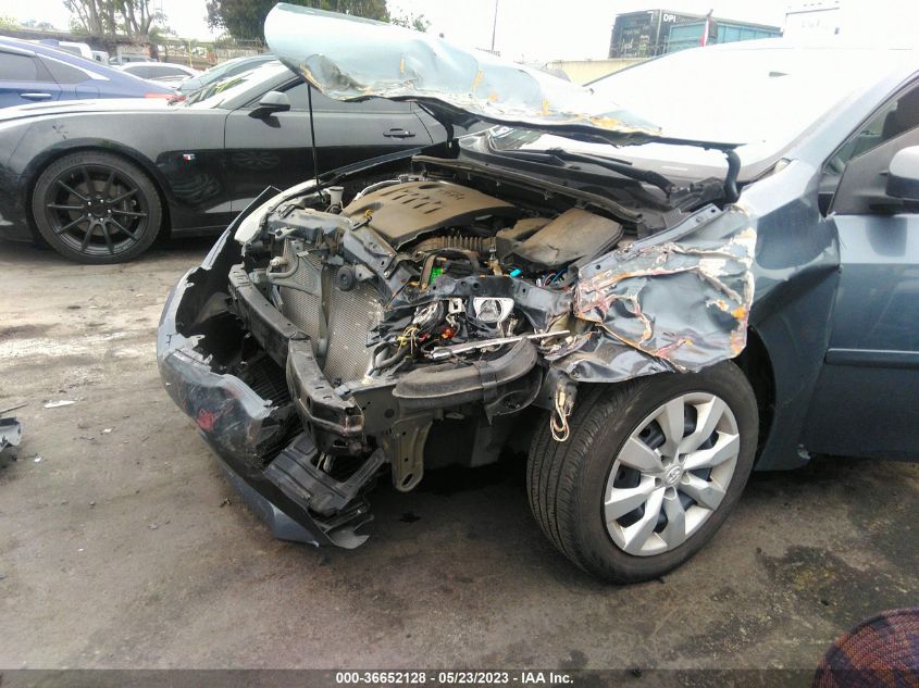 2016 TOYOTA COROLLA LE - 5YFBURHE6GP513500