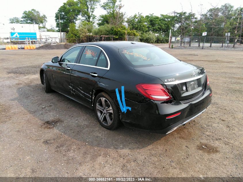 2017 MERCEDES-BENZ E-CLASS E 300 - WDDZF4KB5HA175027