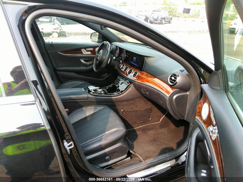 2017 MERCEDES-BENZ E-CLASS E 300 - WDDZF4KB5HA175027
