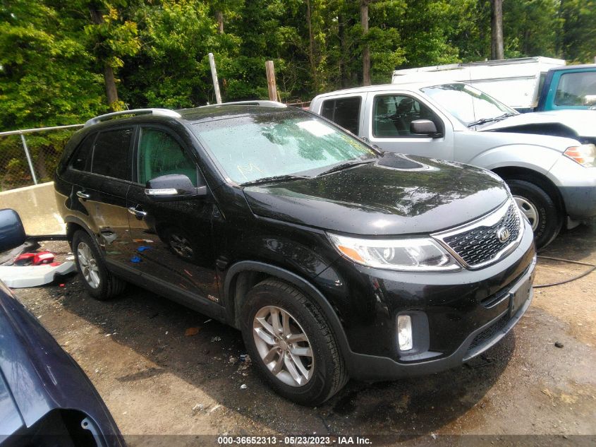 2015 KIA SORENTO LX - 5XYKTCA65FG651499