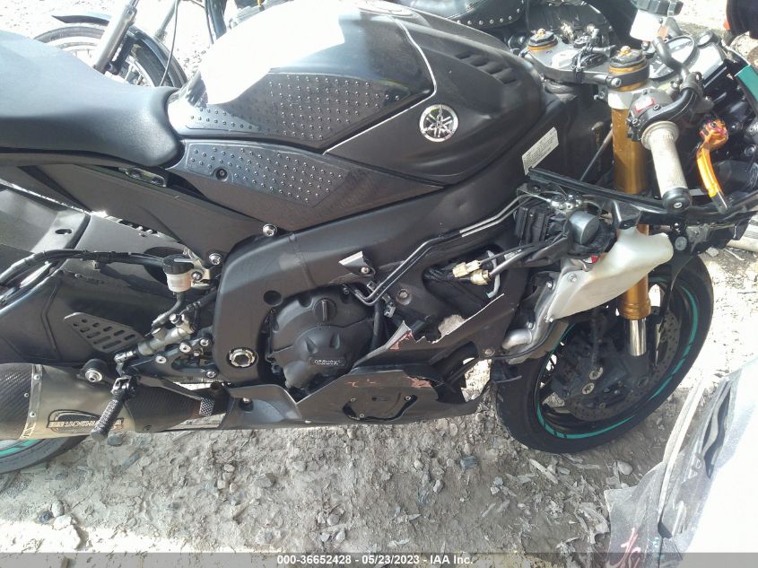 2017 YAMAHA YZFR6 JYARJ28E5HA001968