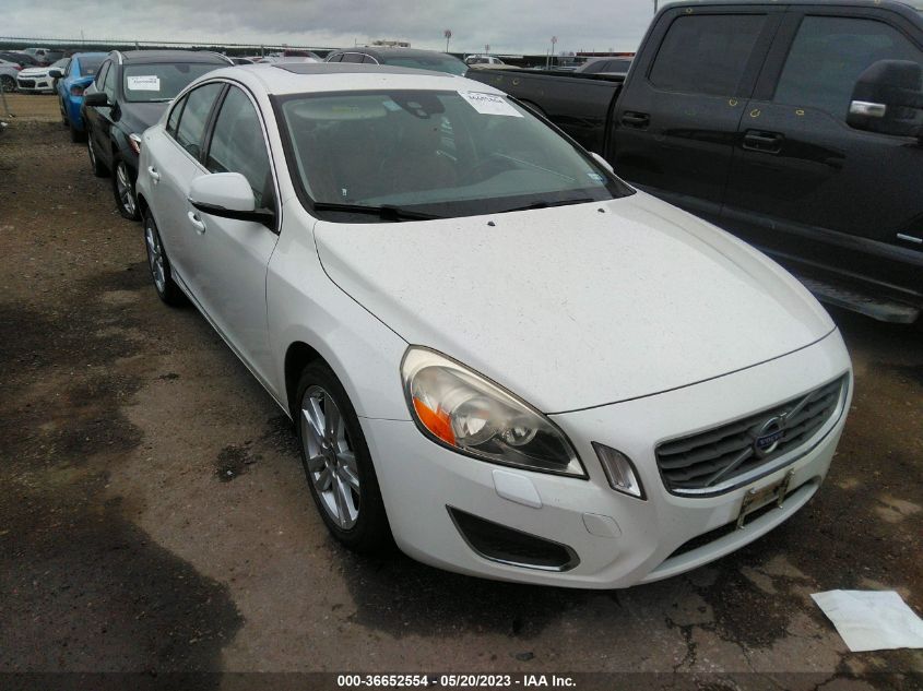 2013 VOLVO S60 T5 - YV1612FS5D2207628