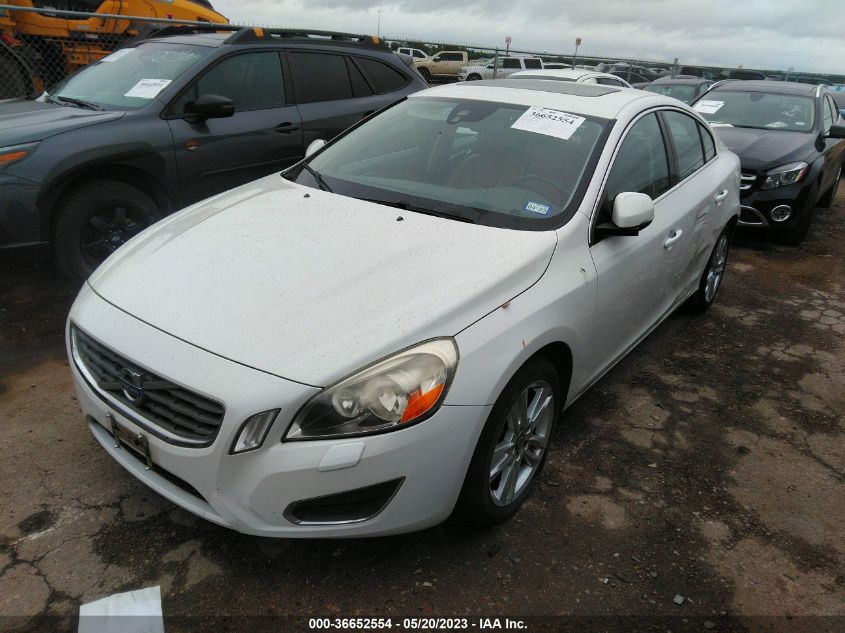 2013 VOLVO S60 T5 - YV1612FS5D2207628