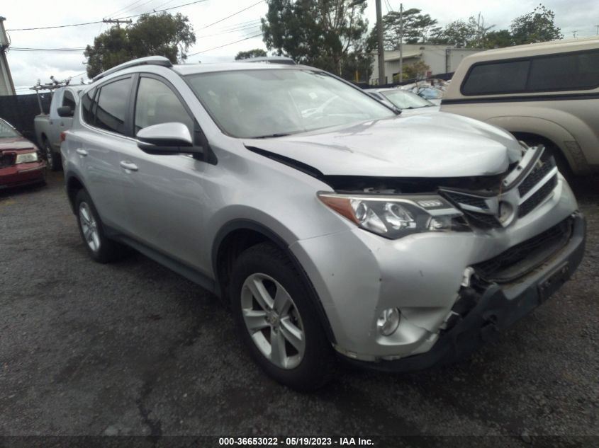 2014 TOYOTA RAV4 XLE - JTMWFREV5EJ008405