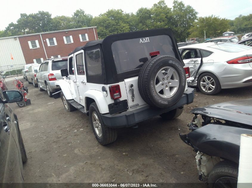 2017 JEEP WRANGLER UNLIMITED SPORT - 1C4BJWDG0HL685305
