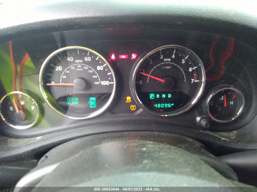 2017 JEEP WRANGLER UNLIMITED SPORT - 1C4BJWDG0HL685305