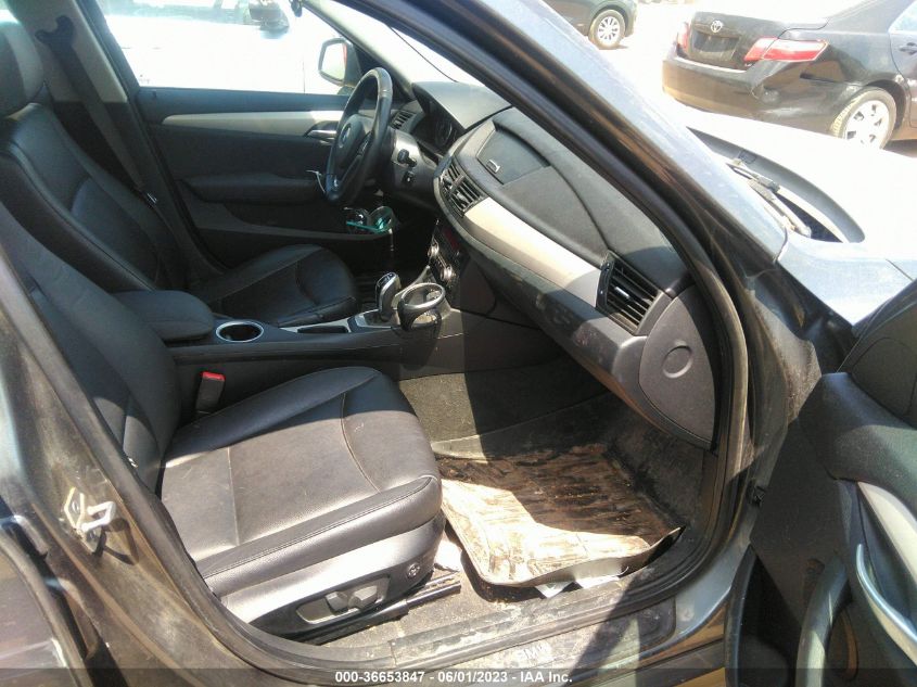 2014 BMW X1 XDRIVE28I - WBAVL1C5XEVY13217