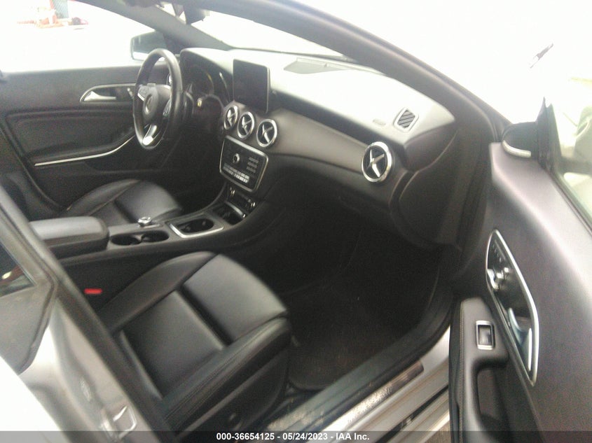 VIN WDDSJ4EBXHN443204 2017 MERCEDES-BENZ CLA CLA250