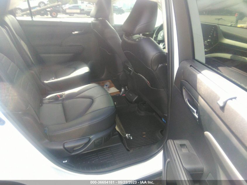 2022 TOYOTA HIGHLANDER XLE - 5TDGZRAH5NS550912