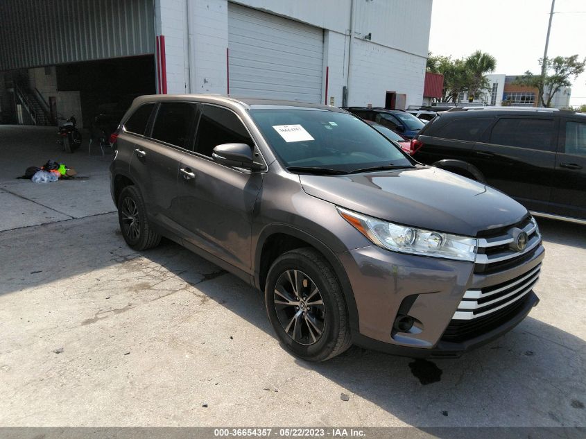 2019 TOYOTA HIGHLANDER LE - 5TDZARFH3KS048405