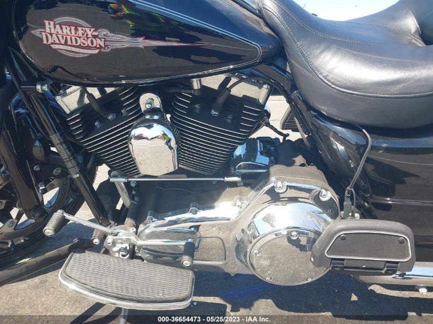 2009 HARLEY-DAVIDSON FLHTC 1HD1FF4109Y692556
