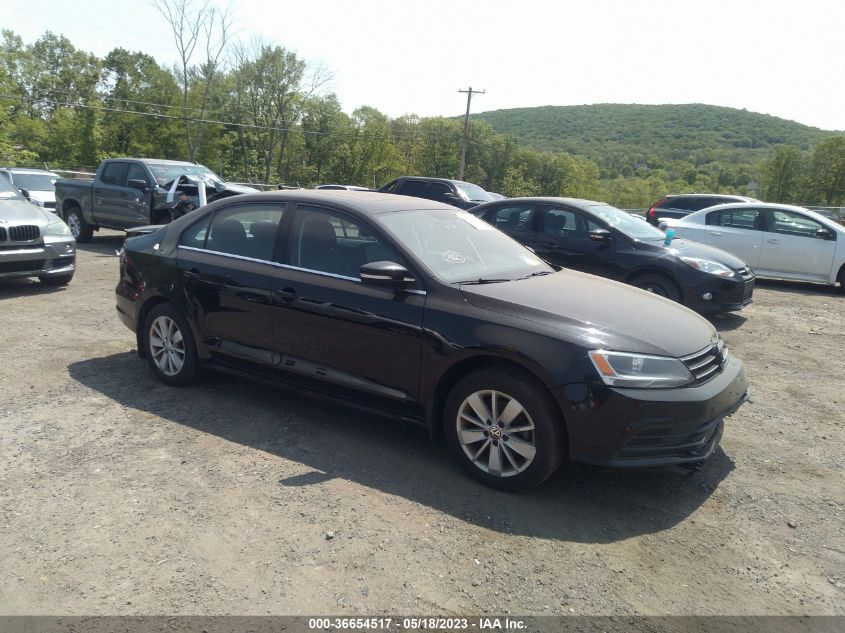 2016 VOLKSWAGEN JETTA SEDAN 1.4T SE - 3VWD67AJ4GM267355