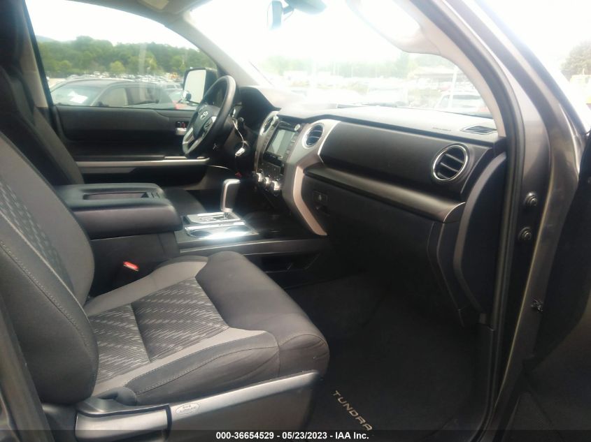 2019 TOYOTA TUNDRA 4WD SR5 - 5TFDW5F16KX794042