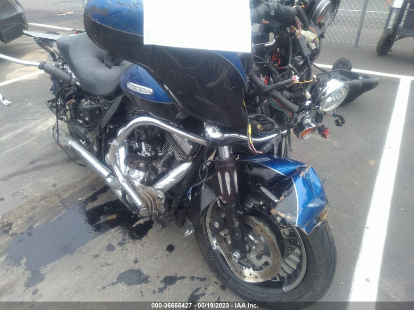 2010 HARLEY-DAVIDSON FLHTK - 1HD1KEM30AB624904