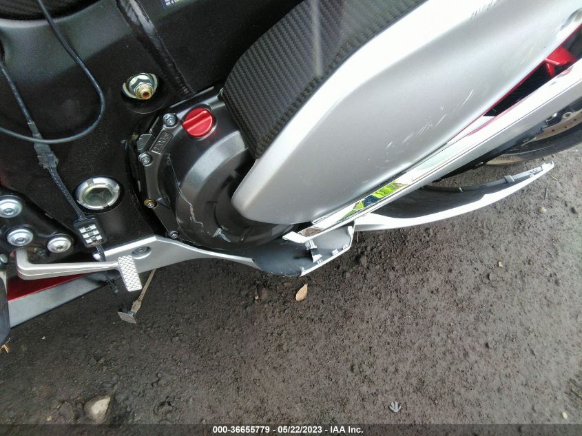2022 SUZUKI GSX1300 RR JS1EJ11B1N7100884