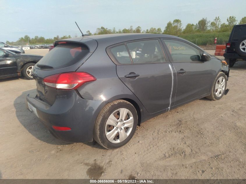 2016 KIA FORTE 5-DOOR LX - KNAFK5A85G5547085