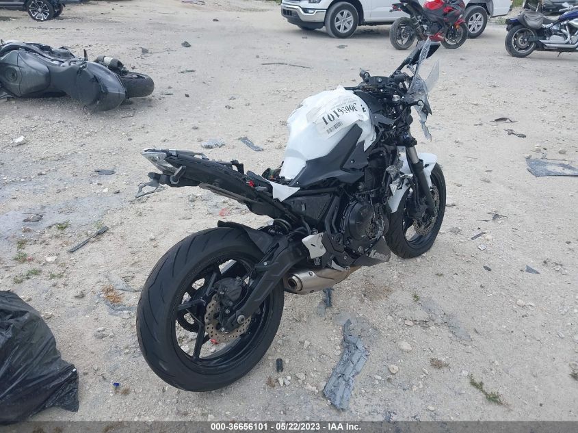 2017 KAWASAKI EX650 J - JKAEXEJ18HDA01324